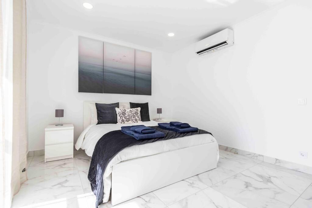 Modern Apartment Beach View Armacao de Pera Ngoại thất bức ảnh